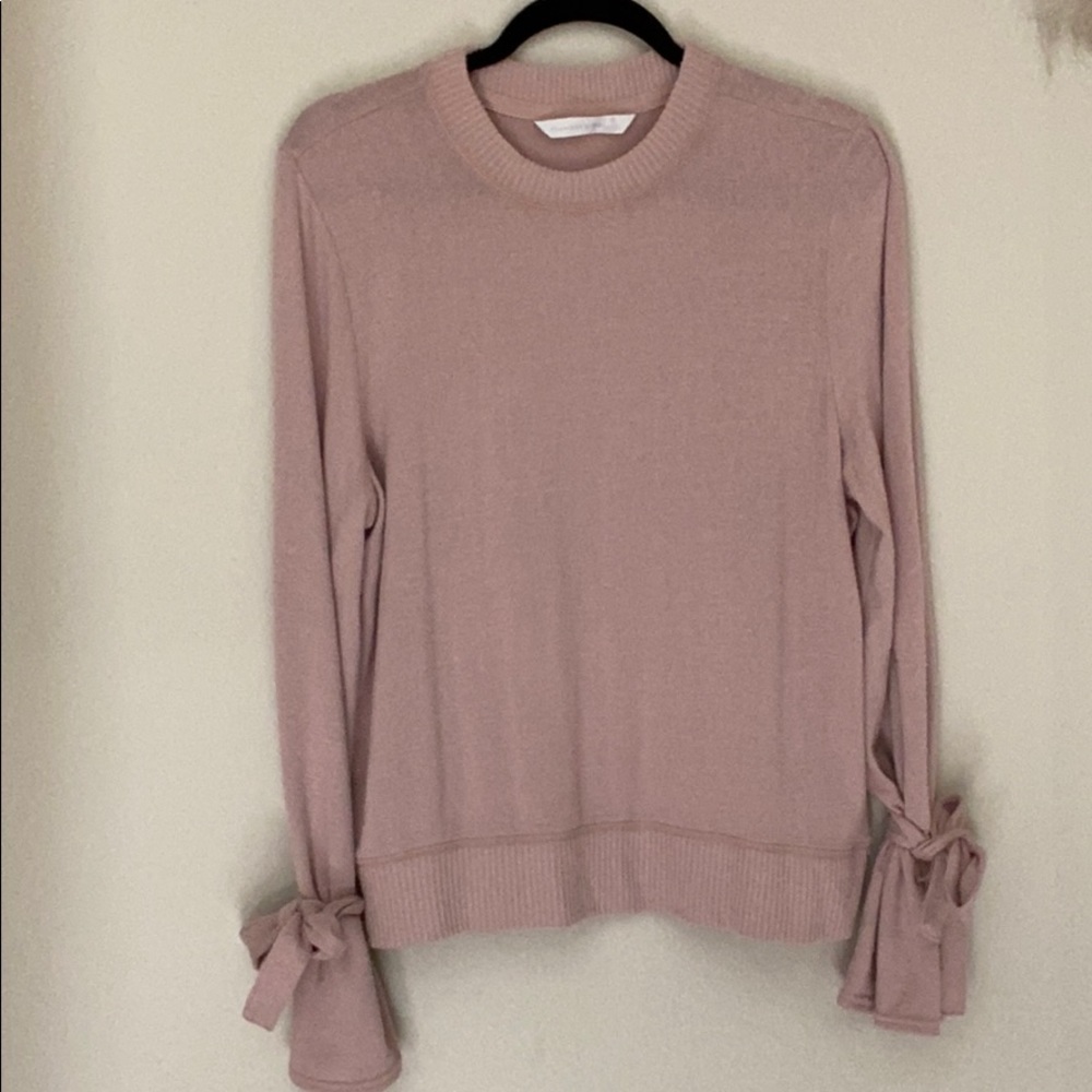 Abercrombie & Fitch blush sweater
